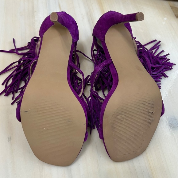 Steve Madden Fringly Suede Heels - Picture 4 of 5